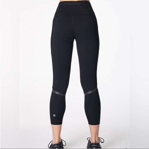Sweaty Betty Zero Gravity High-Waisted 7/8 Leggings- Black - Picture 2 of 13